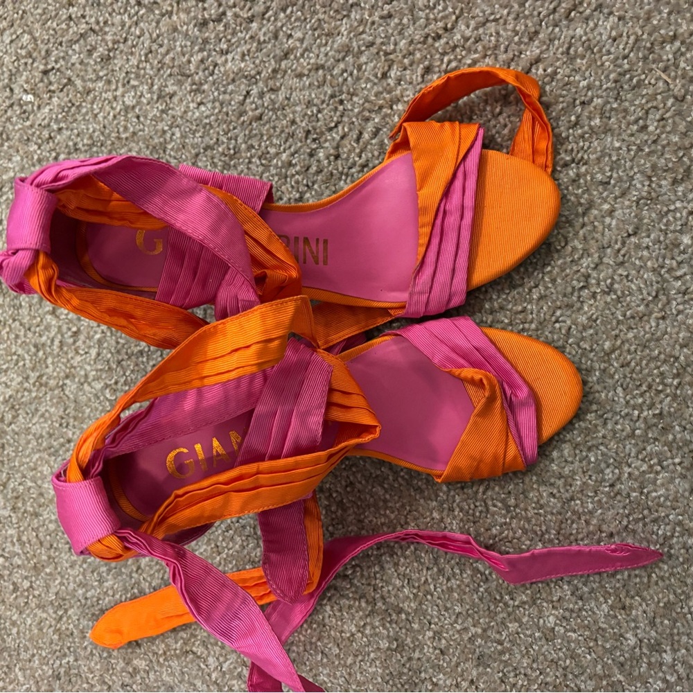 Gianni Bini wrap heels
